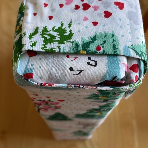 NWT Cath Kidston Shine Bright Cream King Sheet Set - Picture 13 of 17